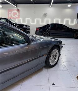 بي ام دبليو الفئة 7